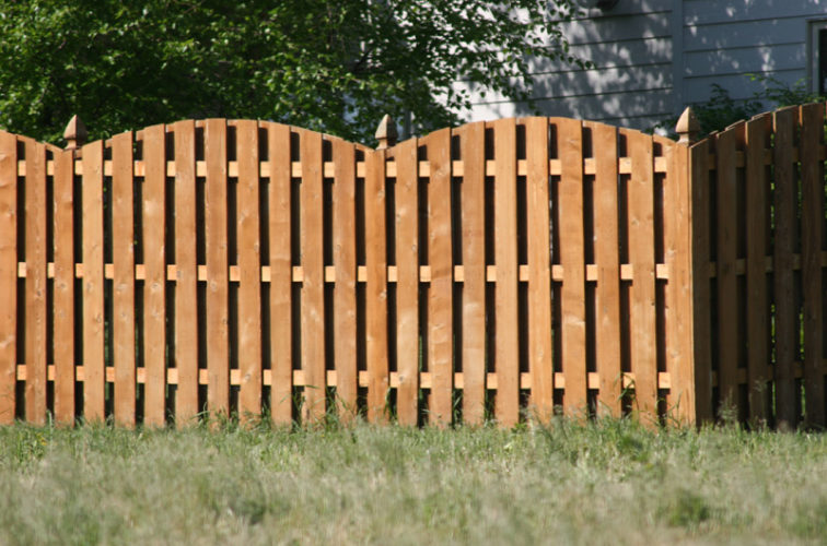 AmeriFence Corporation Wichita - Wood Fencing, 1015 6' overscallop board on board stained