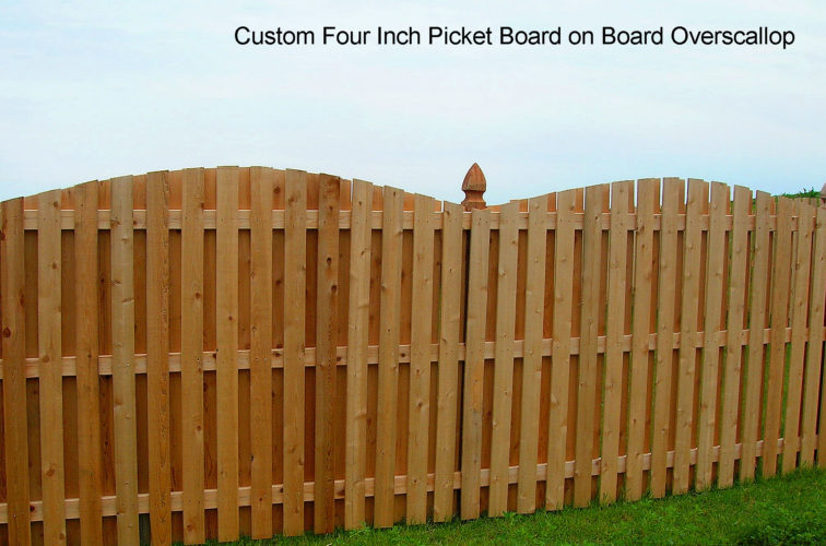 AmeriFence Corporation Wichita - Wood Fencing, 1048 1x4x4 Board on Board overscallop