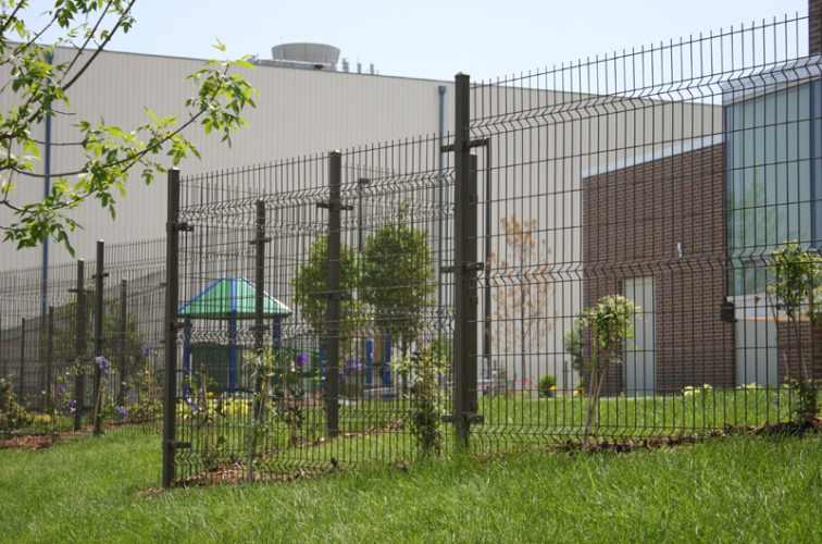 AmeriFence Corporation Wichita - Woven & Welded Wire Fencing, 1237 Omega