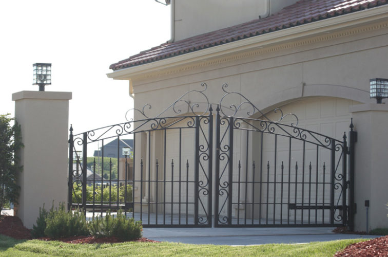AmeriFence Corporation Wichita - Custom Gates, 1310 Overscallop gate with scrolls and operator