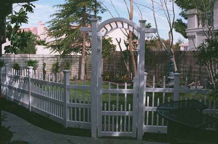 AmeriFence Corporation Wichita - Specialty Product Fencing, 500 Arbor