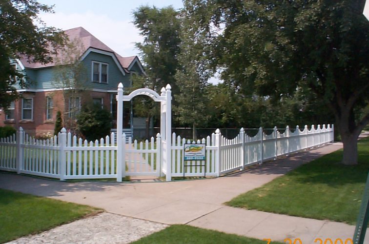 AmeriFence Corporation Wichita - Specialty Product Fencing, 505 Arbor