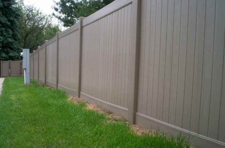 AmeriFence Corporation Wichita - Vinyl Fencing, 6' Woodland Select Weathered Cedar Solid Privacy - AFC - IA