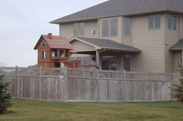 AmeriFence Corporation Wichita - Wood Fencing, Cedar Privacy with Picket Accent AFC, SD