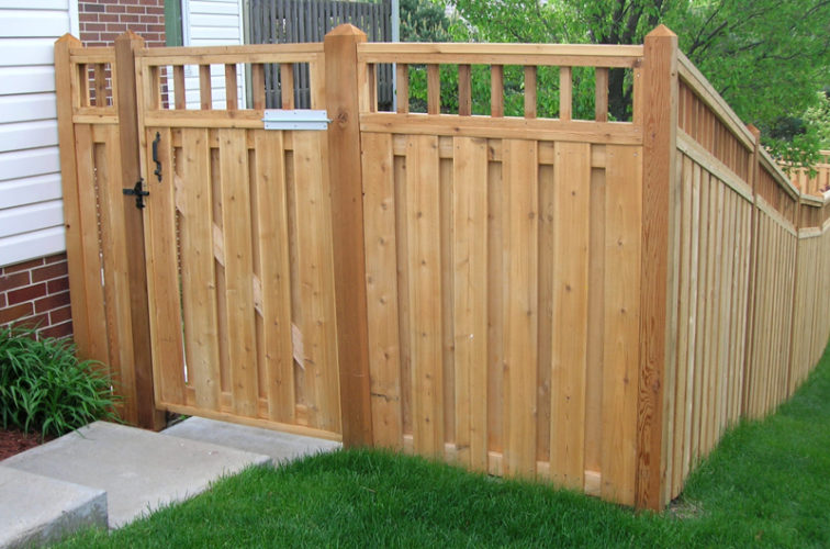 AmeriFence Corporation Wichita - Wood Fencing, Custom with wood picket accent